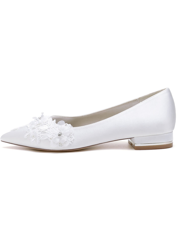 Women's Flowers Flat Heel Pointed Toe Bridal Shoes