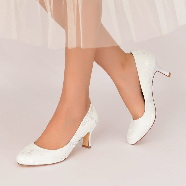 Women's Wedding Shoes Lace  Mid Heel Round Closed Toe Minimalism Bridal Shoes