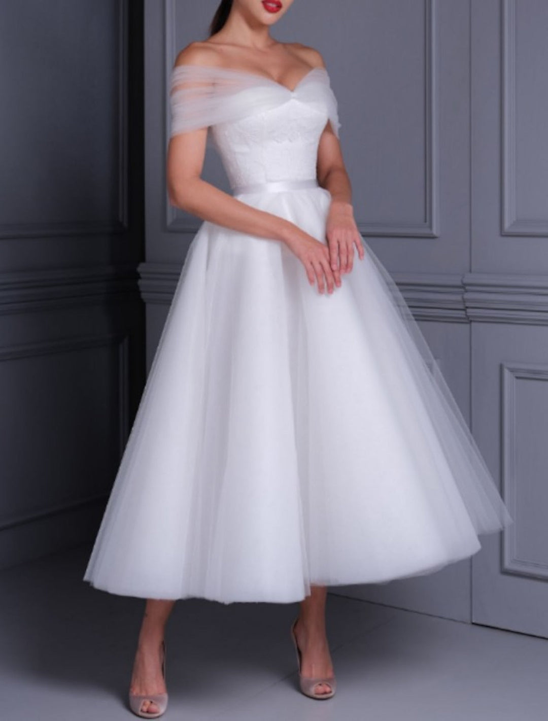 Ball Gown Off-the-Shoulder Tea-length Lace Wedding Dress
