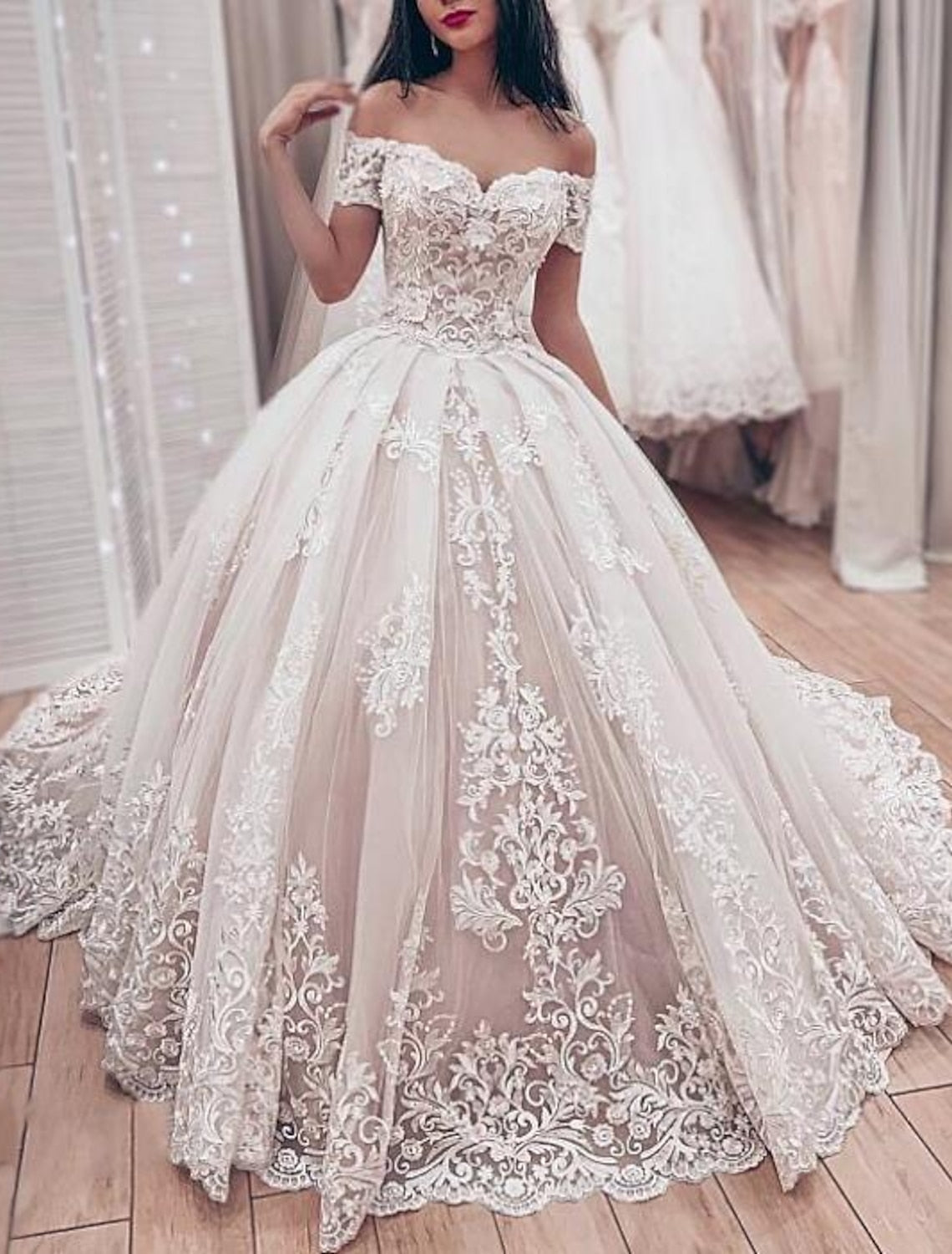 Ball Gown Off-the-Shoulder Floor-length Lace Wedding Dress - Mondressy