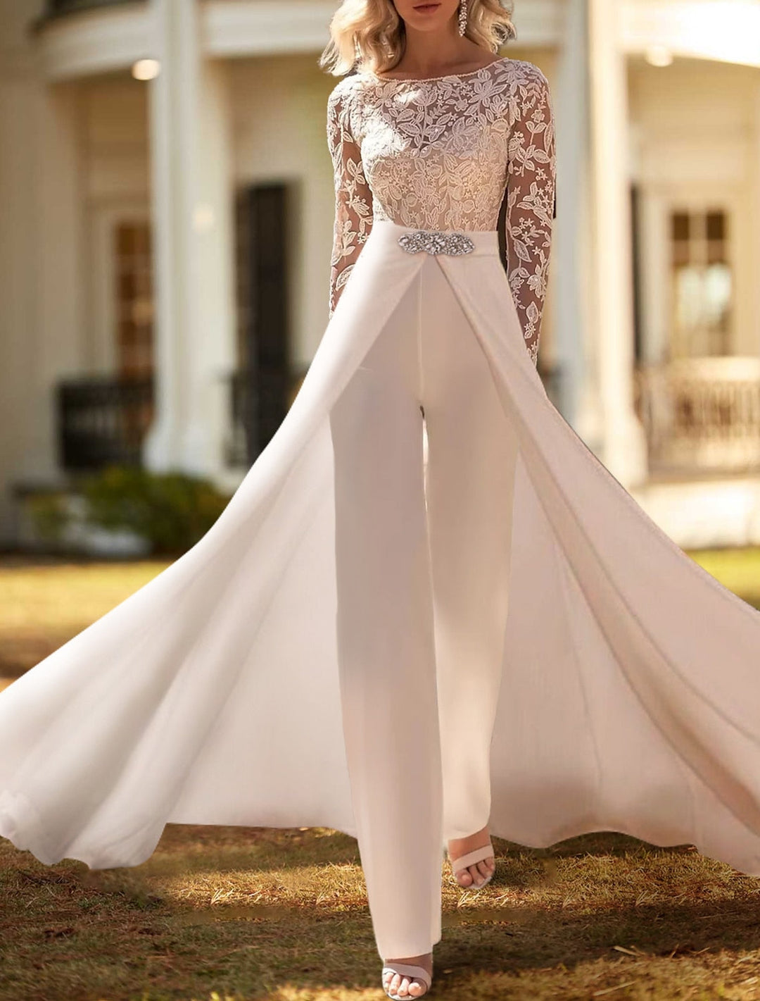Lace Appliques Bridal Dresses for Women A-Line Scoop Neck Long Sleeves Floor-Length Chic Formal Wedding Gowns, Ivory Lace Appliques Bridal Dresses for Women A-Line Scoop Neck Long Sleeves Floor-Length Chic Formal Wedding Gowns, Ivory