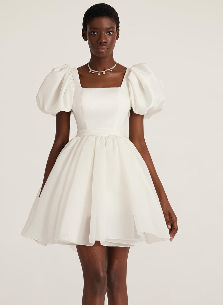 A-Line/Princess Square Mini Wedding Dress