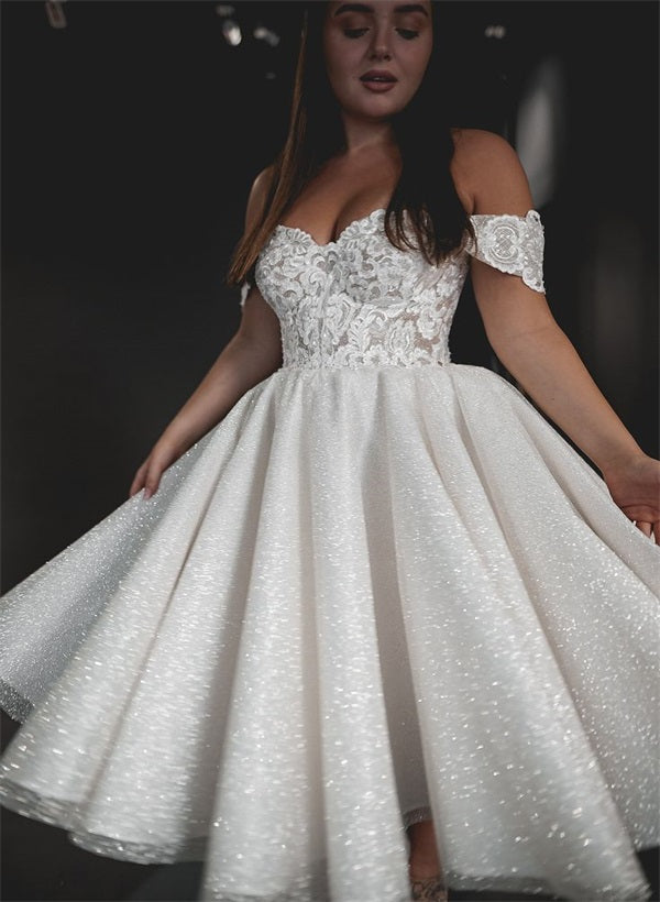 A-Line/Princess Off-the-Shoulder Tea-Length Lace Wedding Dress